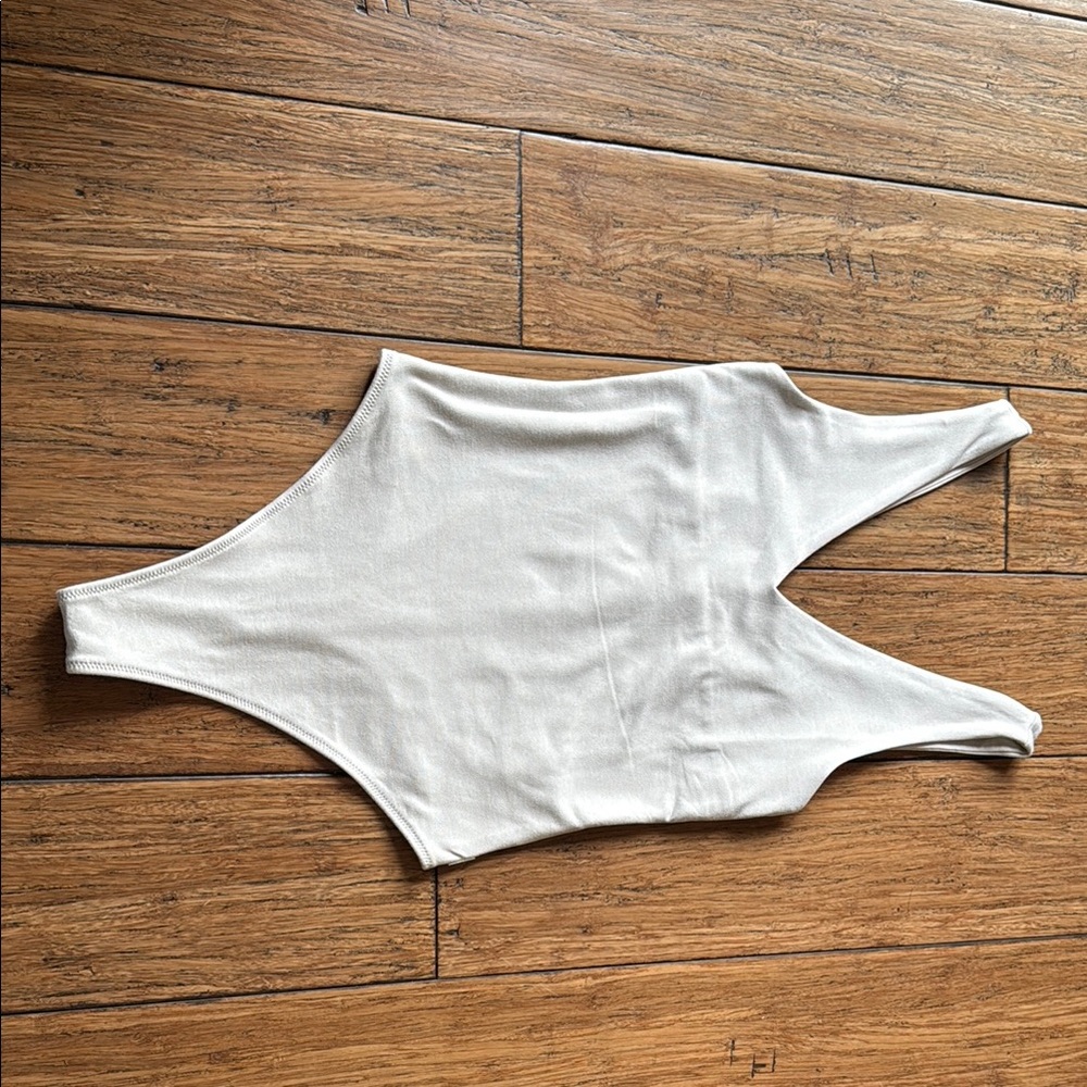 Vuori Cream Bodysuit